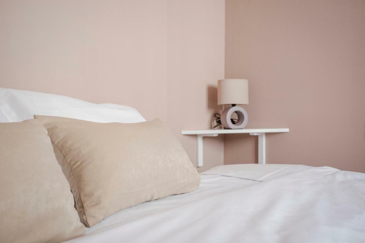 Venus Apartment Ni Екстериор снимка
